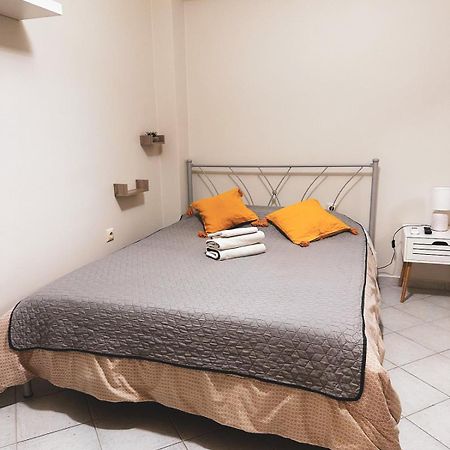 Efrosini Downtown Apartment Chalkida Quarto foto